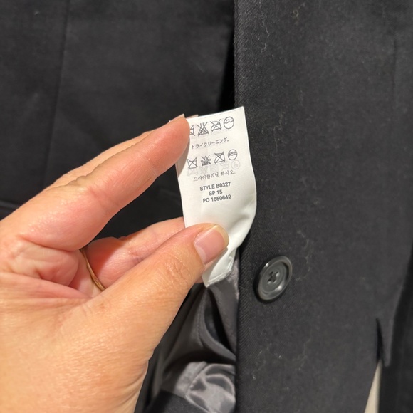 J. Crew Regent Wool Blazer in Black - Size 10P - Picture 4 of 9